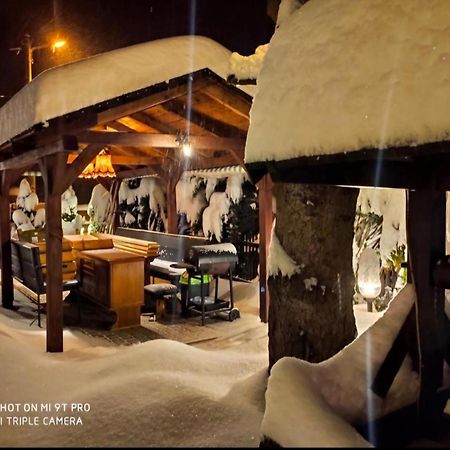 Agroturystyka Pod Kolami Myczkowce Bagian luar foto