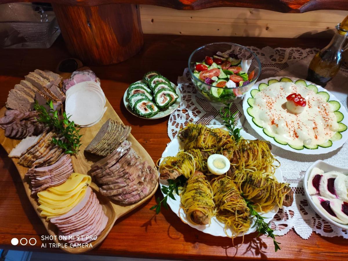 Agroturystyka Pod Kolami Myczkowce Bagian luar foto